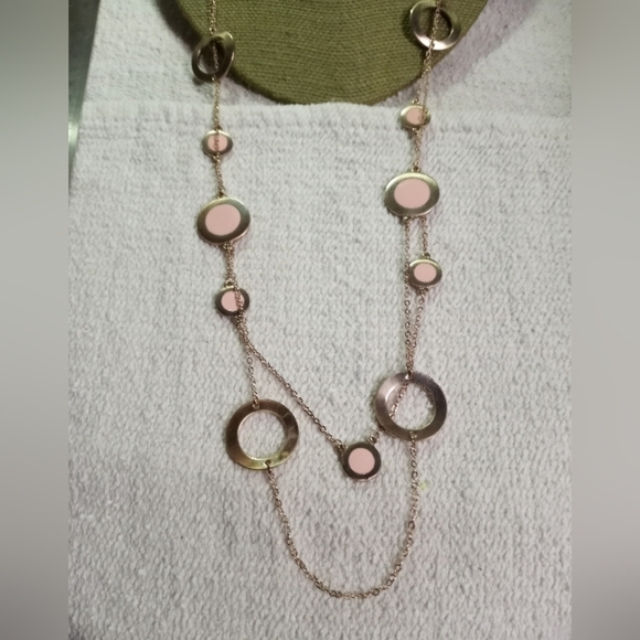 Goldtone pink circles chain necklace long - Picture 1 of 5